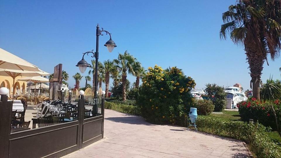 Exoticky Apartman Hurghada Buitenkant foto